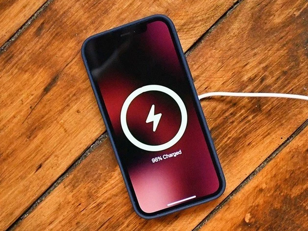 宁明苹果手机维修分享iPhone 12可以随便充电吗 